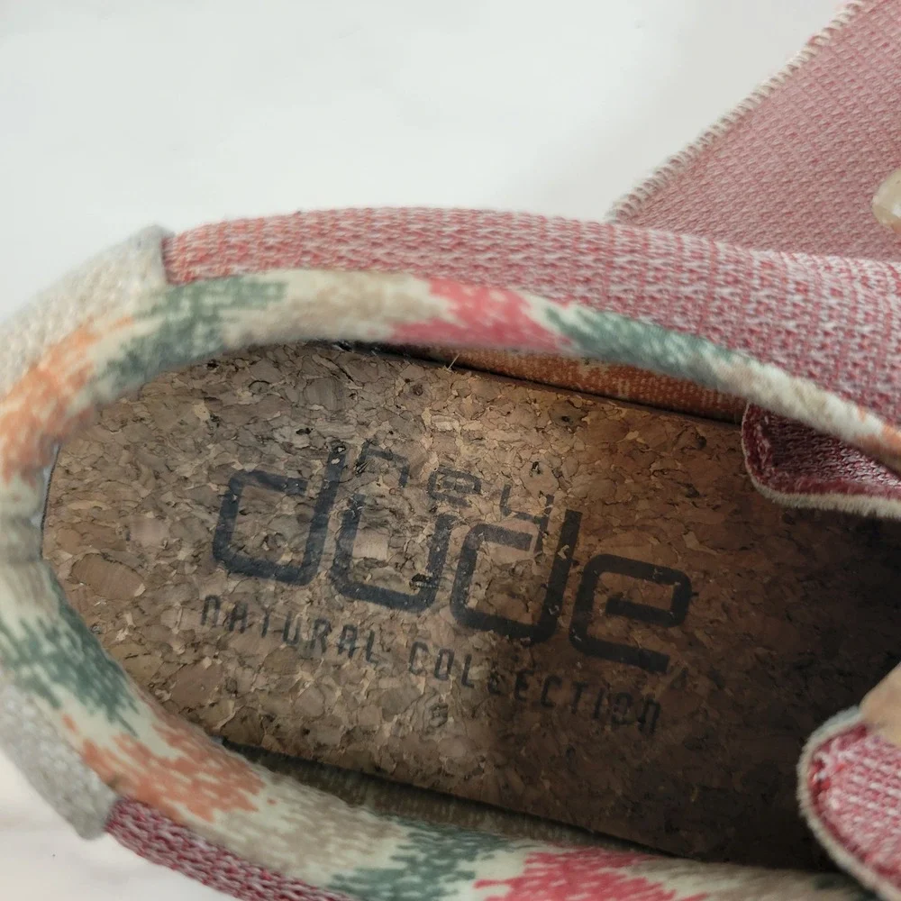 Hey Dude Wally Sox Redwood Mens Size 9 Slip On Loafers 112476855 Pink Casual